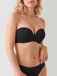 Strapless lift bra in Onyx, worn